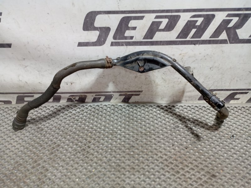 Патрубок системы охлаждения Skoda YETI 2013