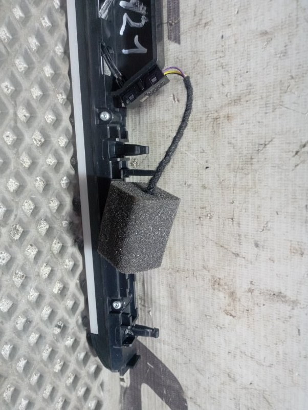 Накладка декоративная Skoda Karoq 2024