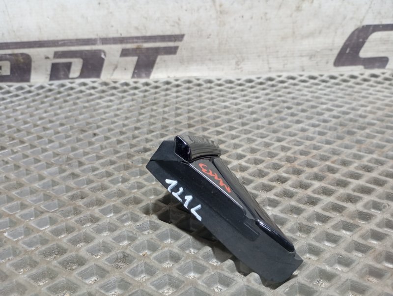 Накладка декоративная Skoda Karoq 2024