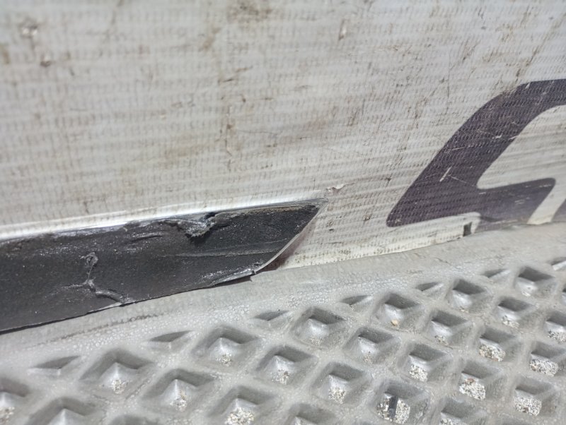 Эмблема Skoda Karoq 2024