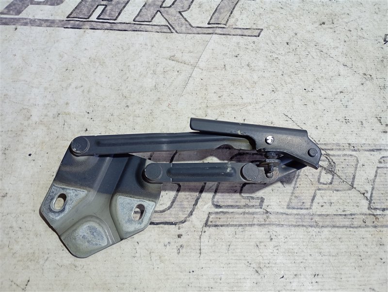 Петля капота Volkswagen Touran 2011 1T