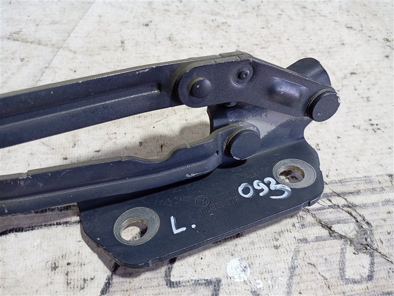 Петля капота Volkswagen Touran 2011 1T