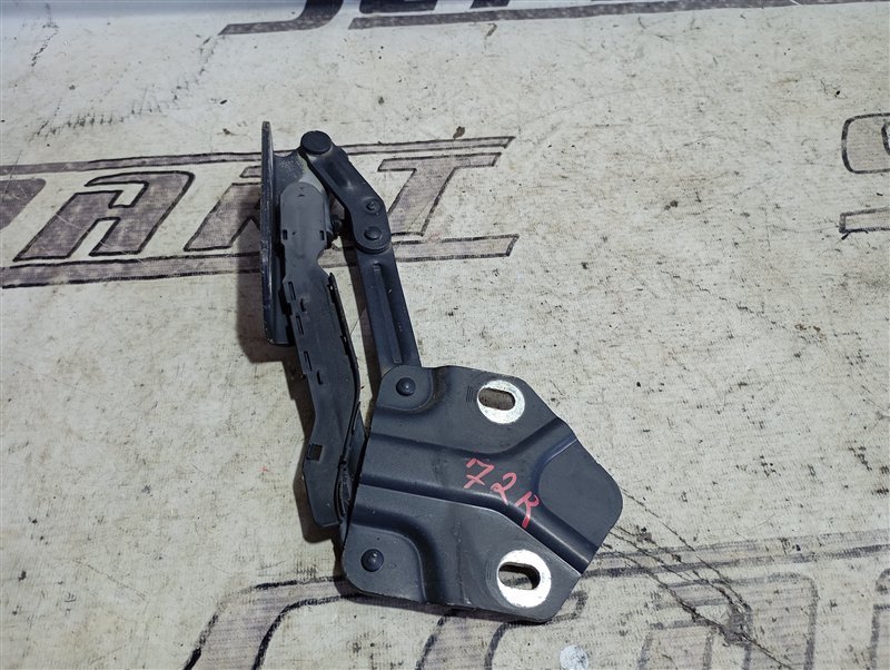 Петля капота Volkswagen Touran 2011 1T