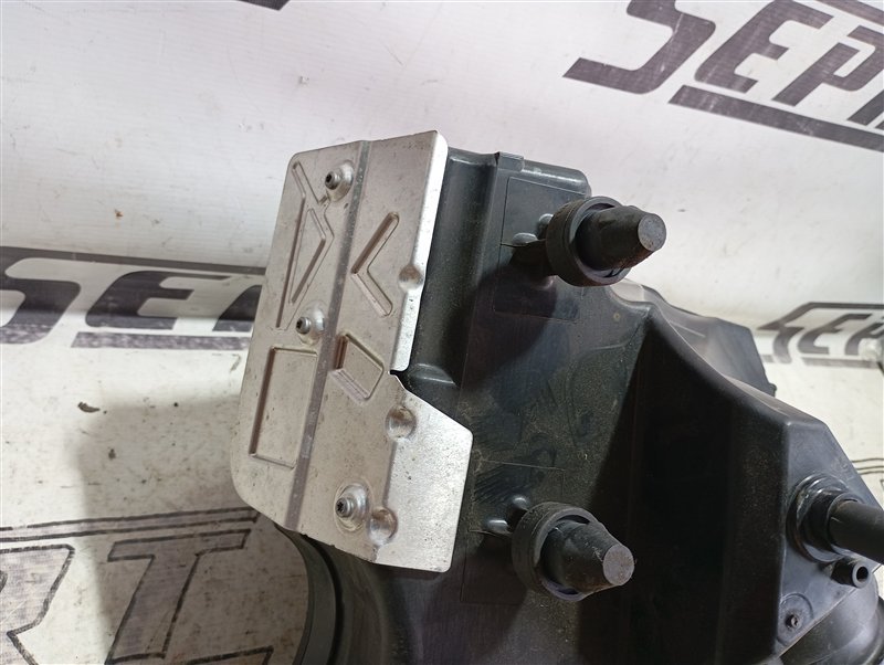 Корпус фильтра воздушного Audi Q5 2012 8R