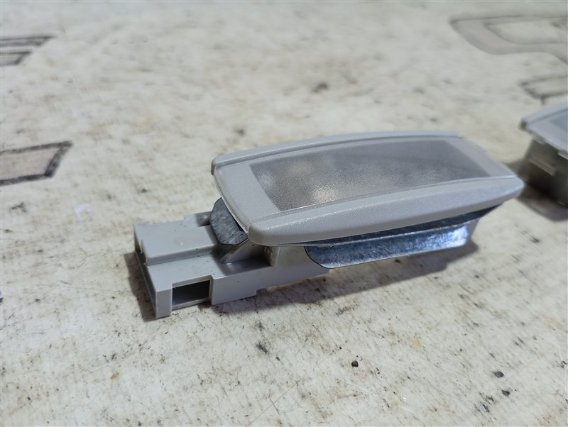 Плафоны салона Volkswagen Passat 2008 B6