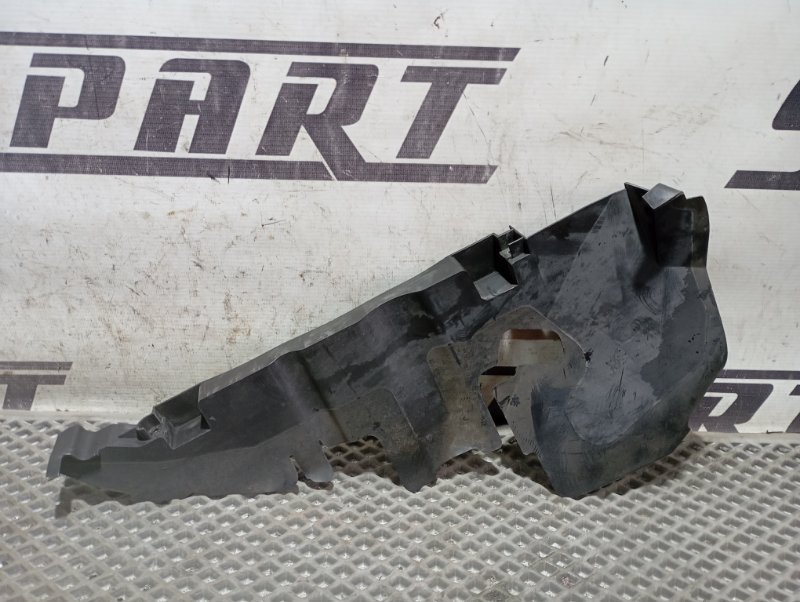 Дефлектор радиатора Audi A6 2010 C6