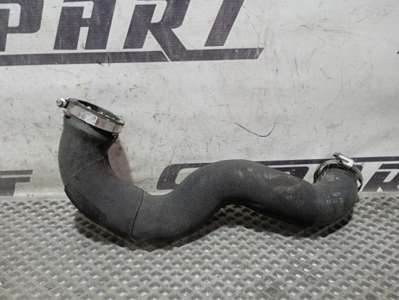 Патрубок интеркулера Audi A4 2011 B8