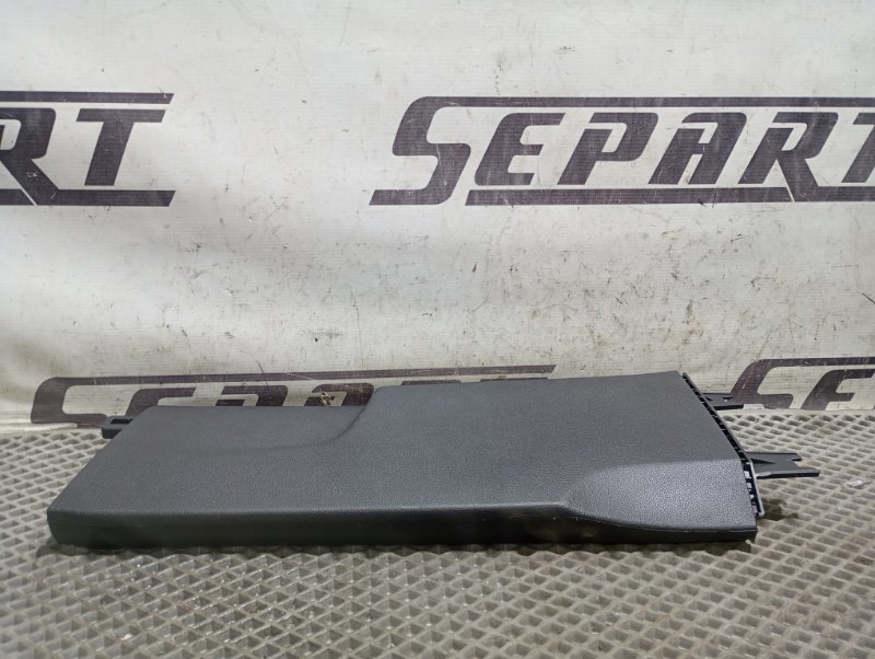 Обшивка стойки центральной Skoda Karoq 2024