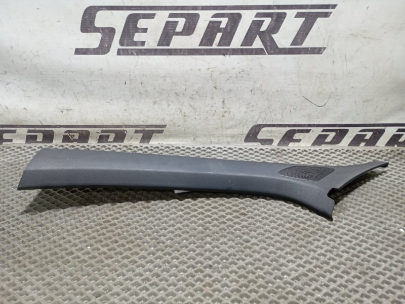 Обшивка стойки Skoda Karoq 2024