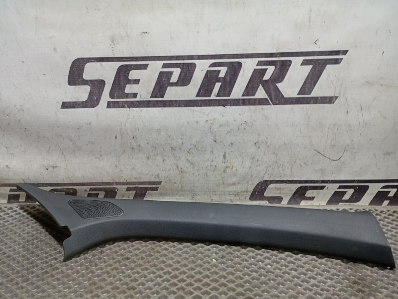 Обшивка стойки Skoda Karoq 2024