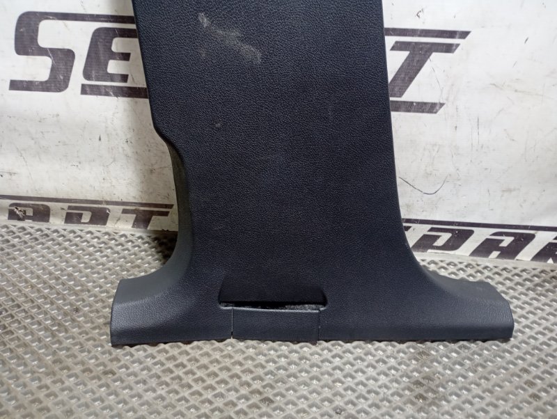 Обшивка стойки центральной Volkswagen Tiguan 2014 5N