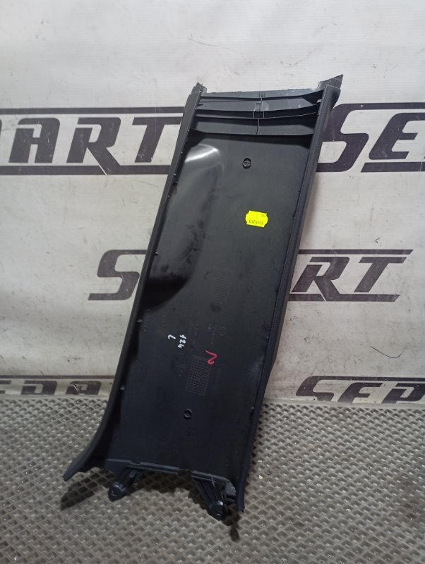 Обшивка стойки центральной Volkswagen Golf 2011 Mk6