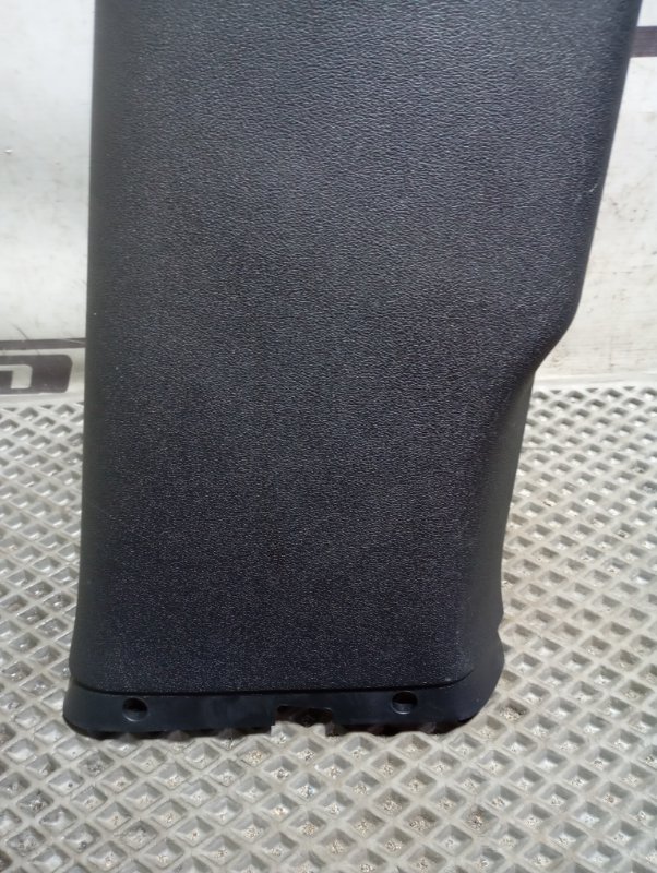 Обшивка стойки центральной Audi A3 2011 8P