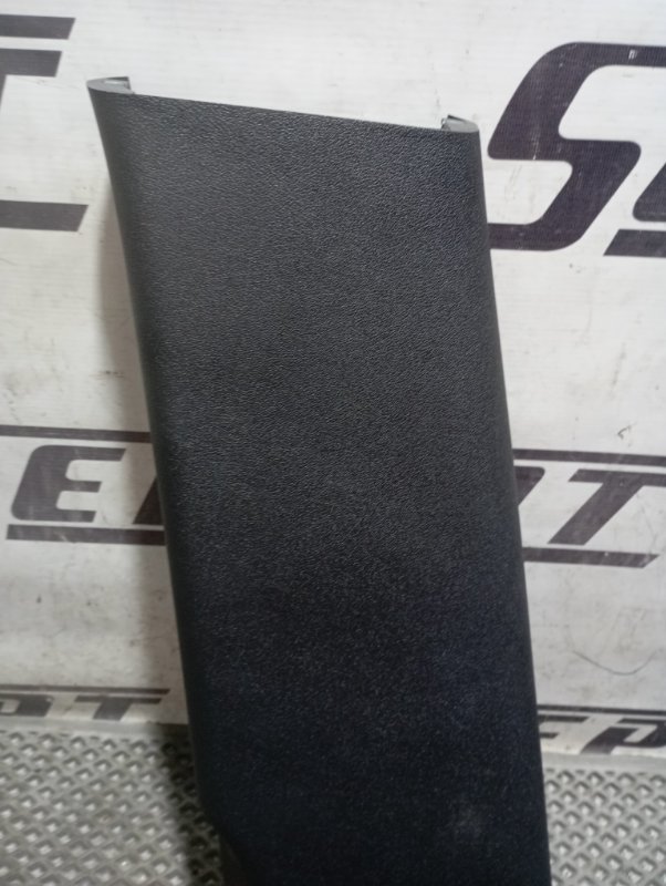 Обшивка стойки центральной Audi A3 2011 8P