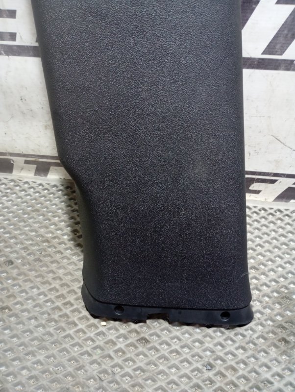 Обшивка стойки центральной Audi A3 2011 8P