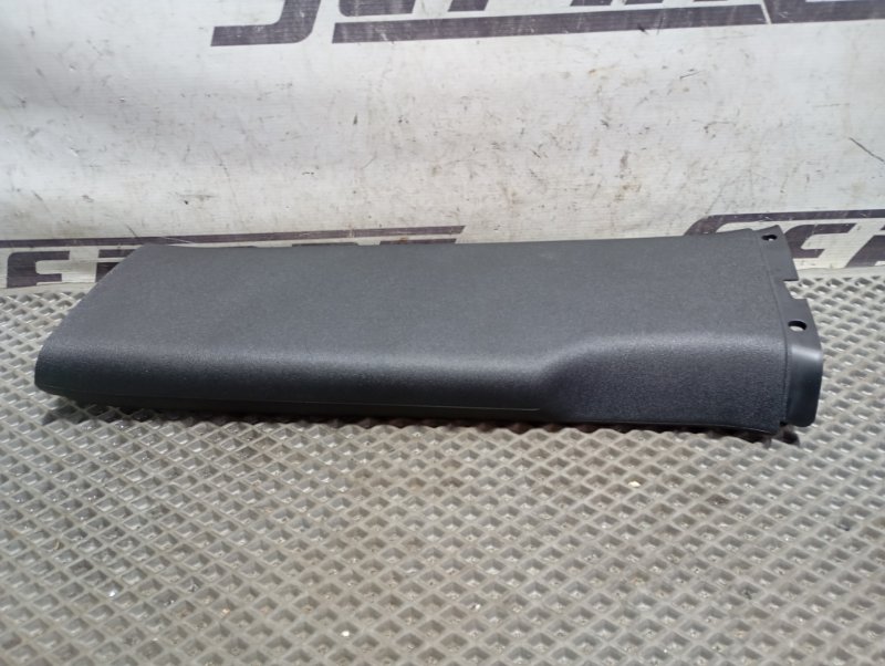 Обшивка стойки центральной Audi A3 2011 8P