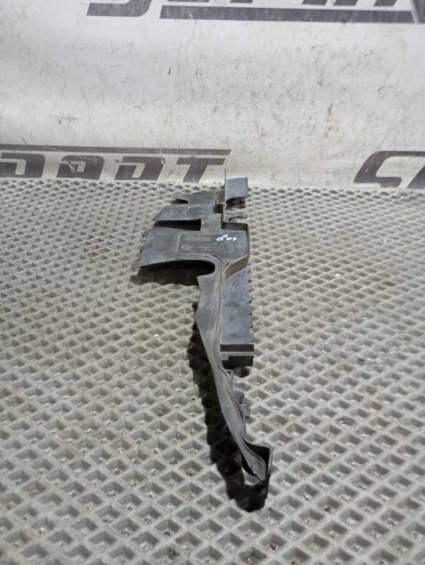 Дефлектор радиатора Audi A4 2002 B6