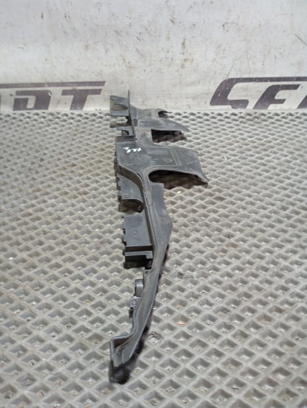 Дефлектор радиатора Audi A4 2002 B6