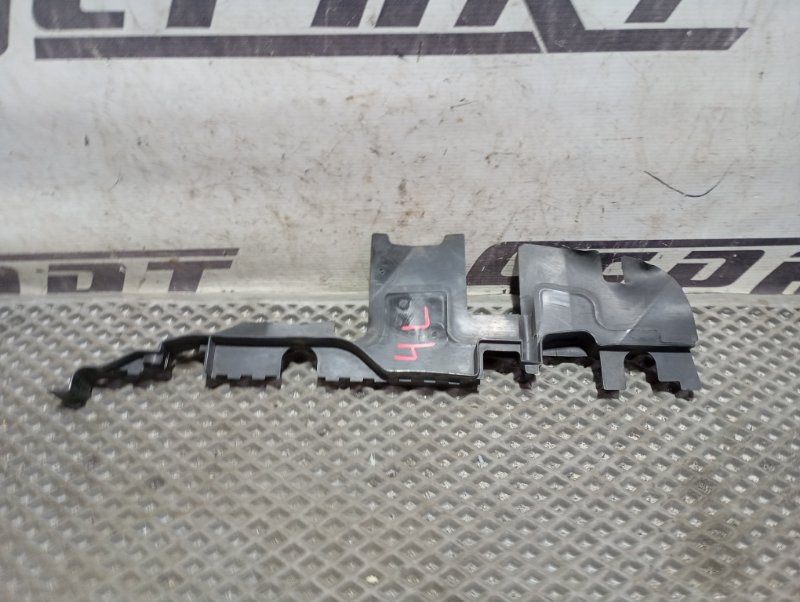 Дефлектор радиатора Audi A4 2002 B6