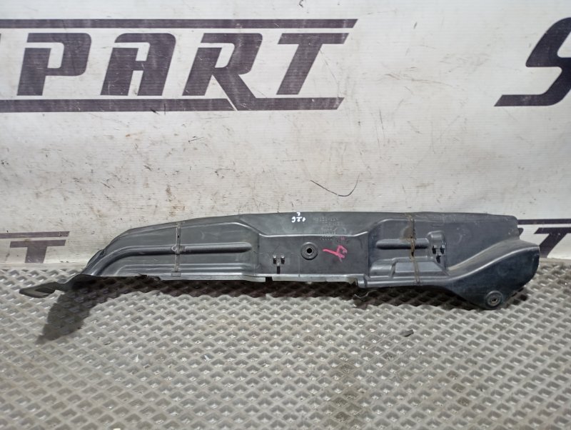 Пыльник крыла Audi A4 2002 B6