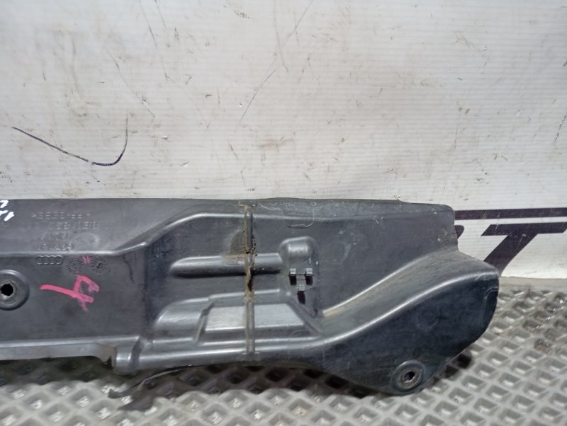 Пыльник крыла Audi A4 2002 B6