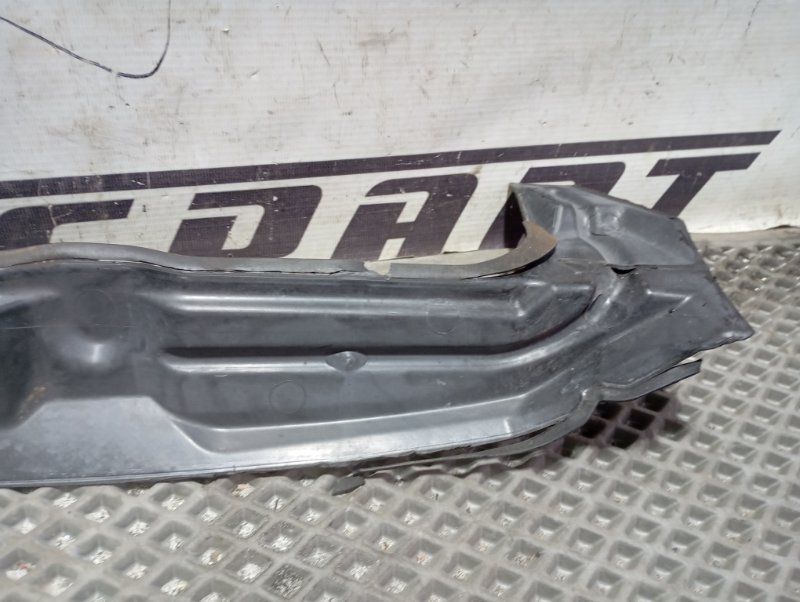 Пыльник крыла Audi A4 2002 B6
