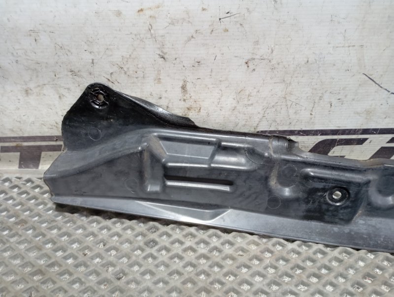 Пыльник крыла Audi A4 2002 B6