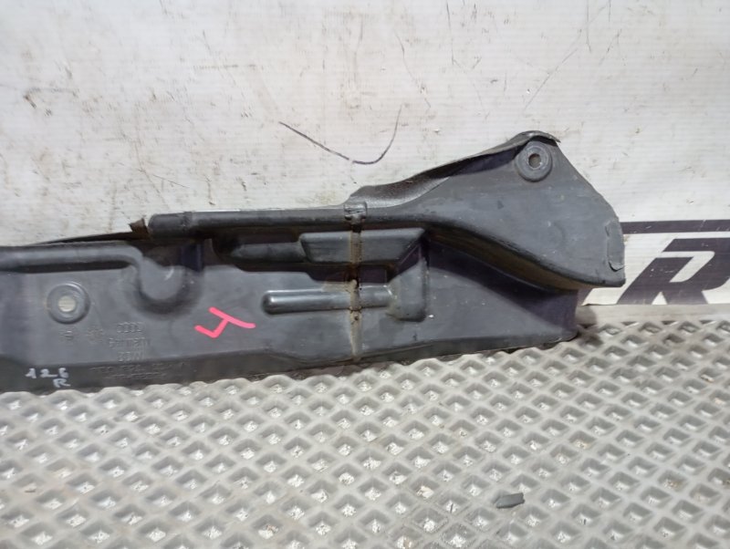 Пыльник крыла Audi A4 2002 B6