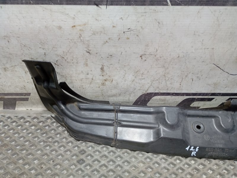 Пыльник крыла Audi A4 2002 B6