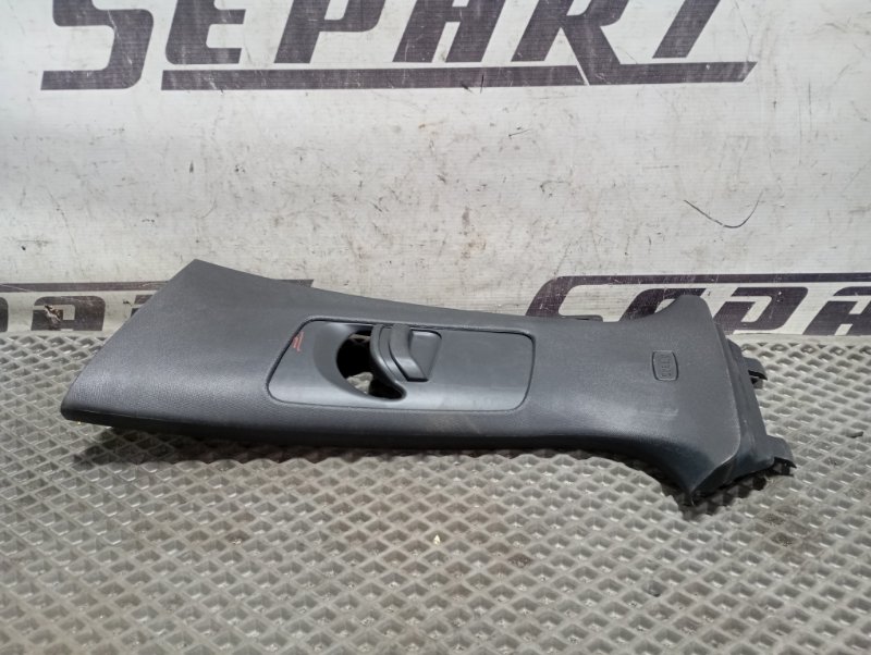 Обшивка стойки центральной Skoda Karoq 2024