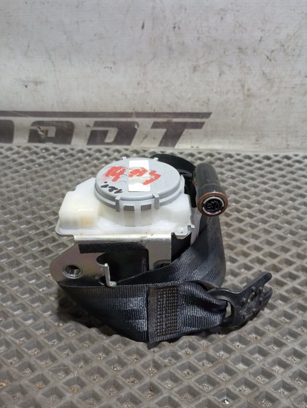 Ремень безопасности Skoda Karoq 2024