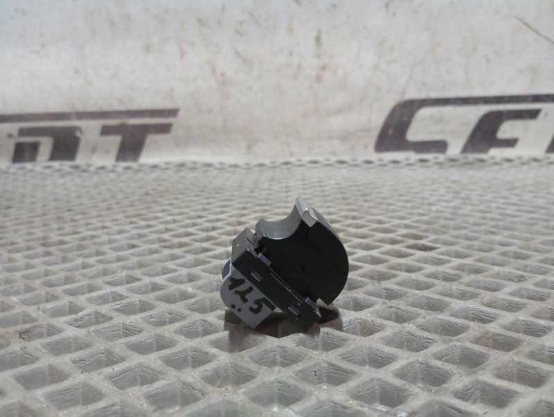 Кнопка стеклоподъемника Audi A3 2011 8P