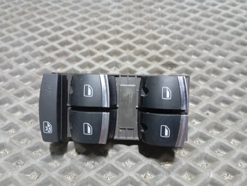 Блок управления стеклоподъемниками Audi A3 2011 8P