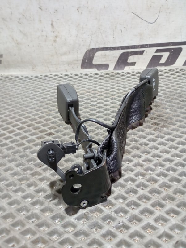 Замок ремня безопасности Skoda Karoq 2024