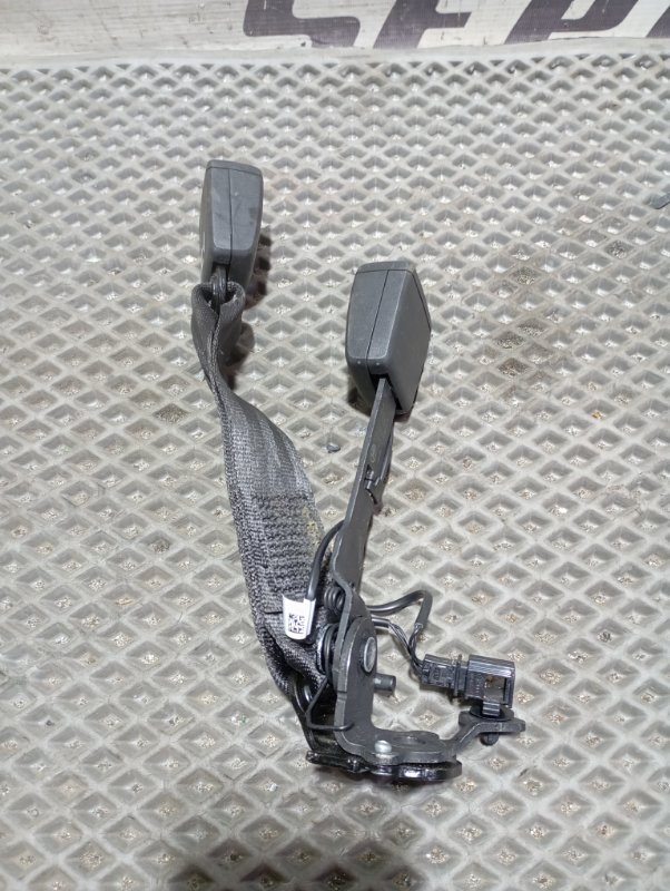 Замок ремня безопасности Skoda Karoq 2024