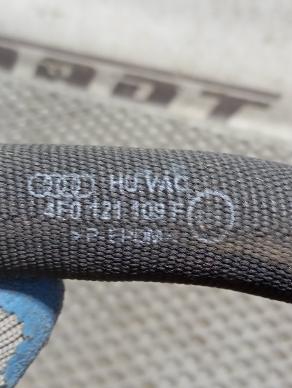 Патрубок системы охлаждения Audi A6 2007 C6