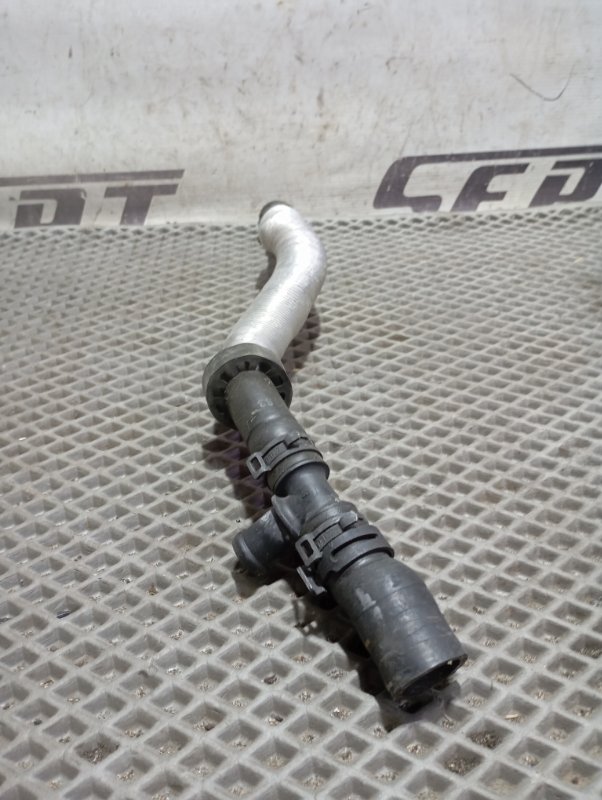 Патрубок системы охлаждения Volkswagen Tiguan 2014 5N