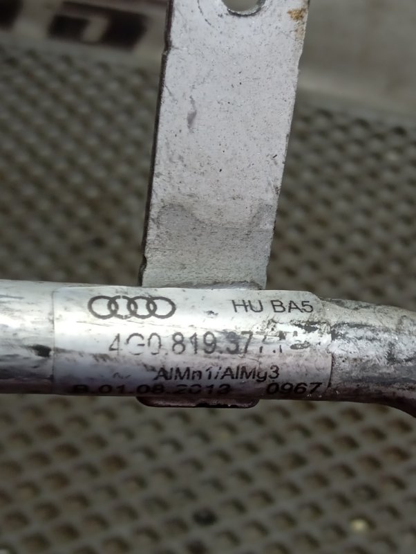 Трубка системы охлаждения Audi A6 ALLROAD 2014 C7