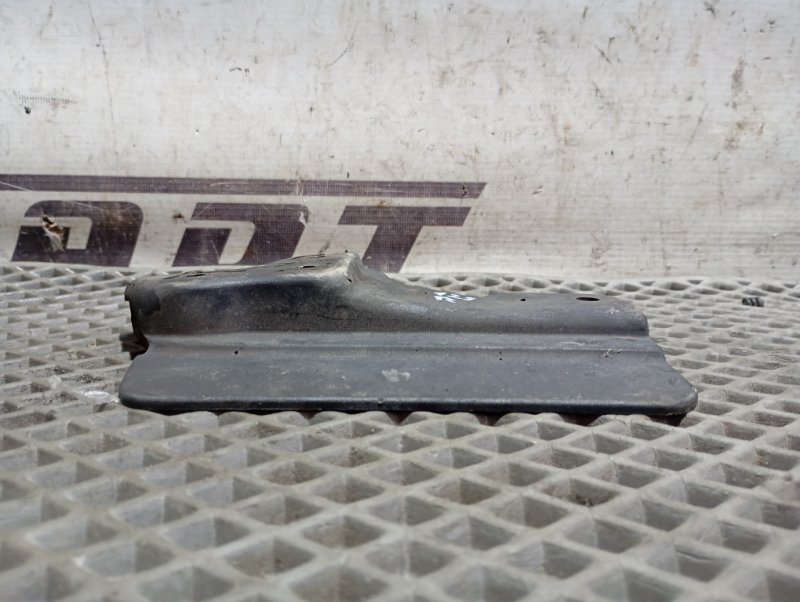 Брызговик Audi A3 2011 8P