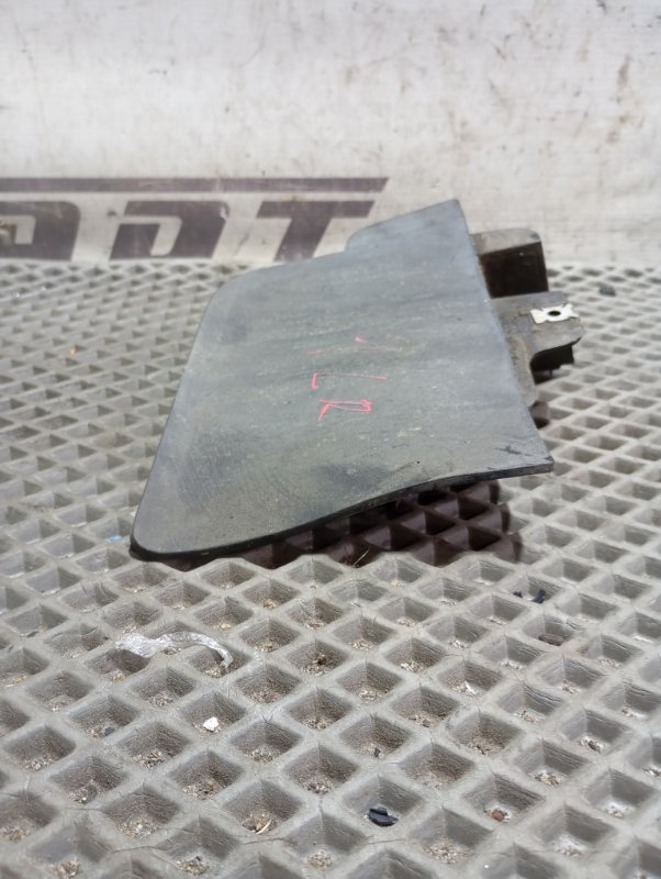 Брызговик Volkswagen Tiguan 2014 5N