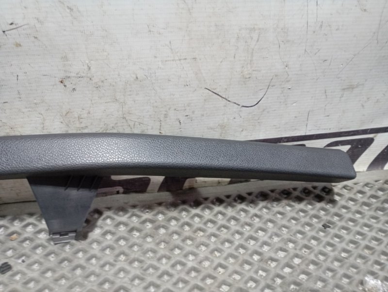 Обшивка стойки Volkswagen Golf 2011 Mk6