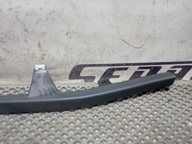 Обшивка стойки Volkswagen Golf 2011 Mk6