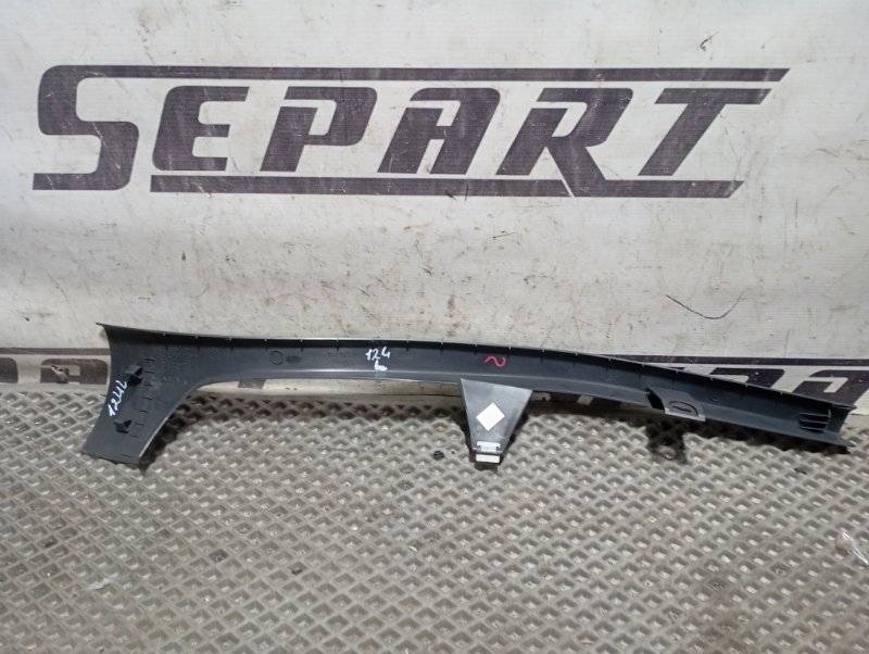 Обшивка стойки Volkswagen Golf 2011 Mk6