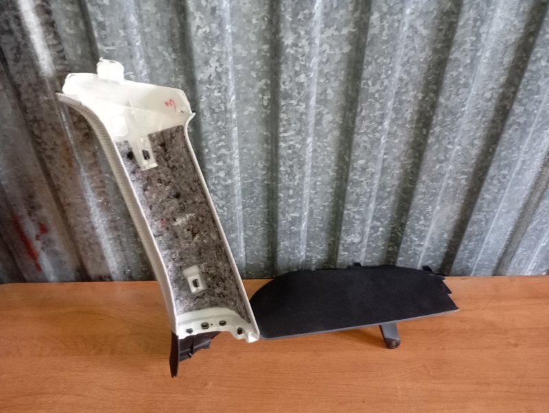 Обшивка стойки Audi A3 2011 8P