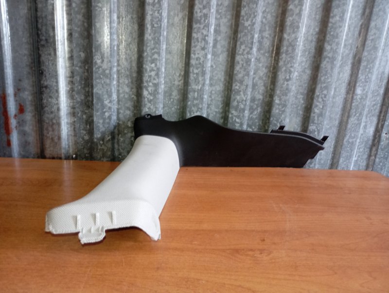 Обшивка стойки Audi A3 2011 8P