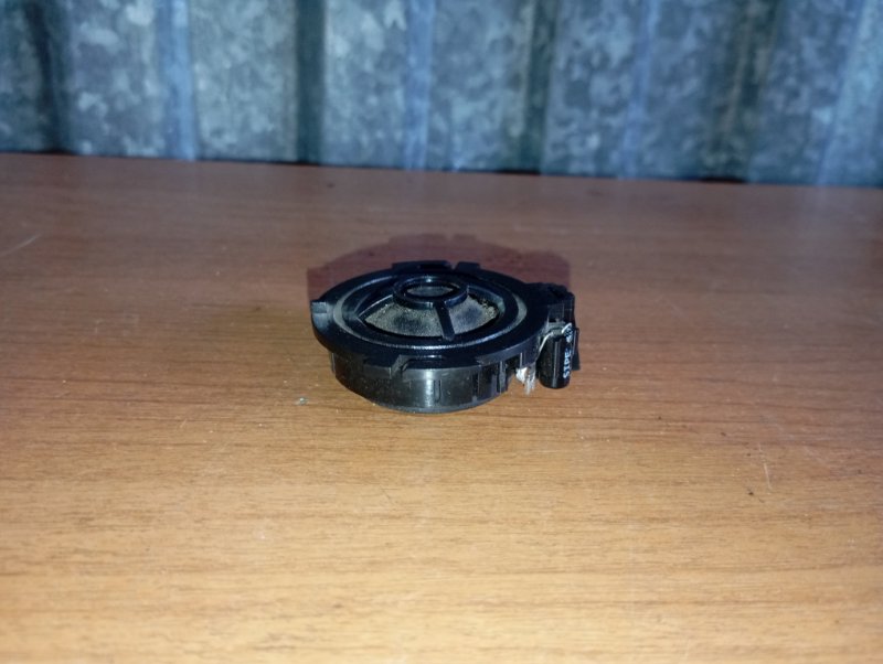 Динамик ВЧ Audi Q7 2010 4L