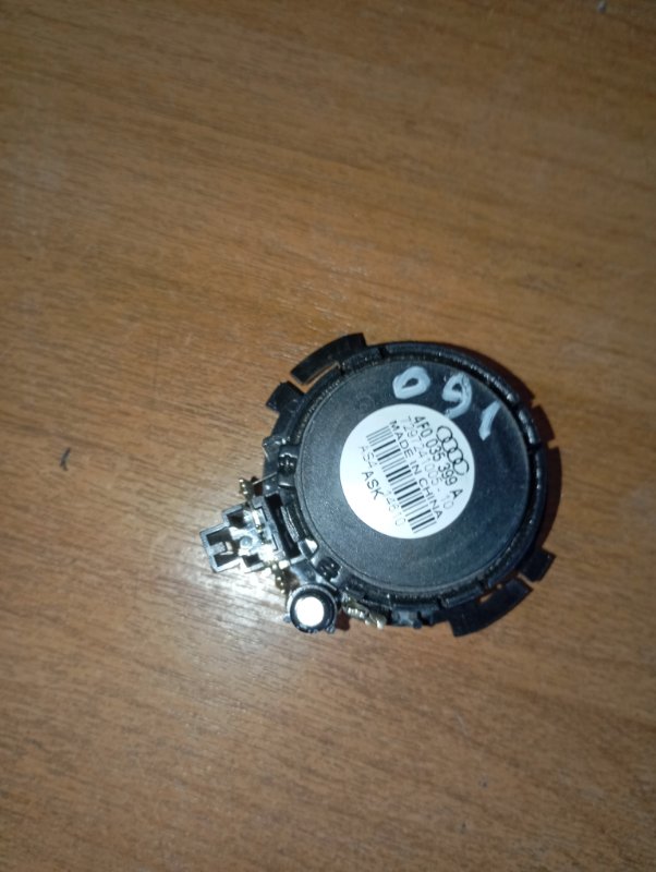 Динамик ВЧ Audi Q7 2010 4L