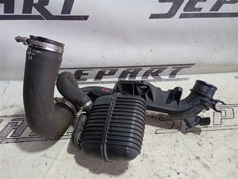 Патрубок интеркулера Audi Q5 2013 8R