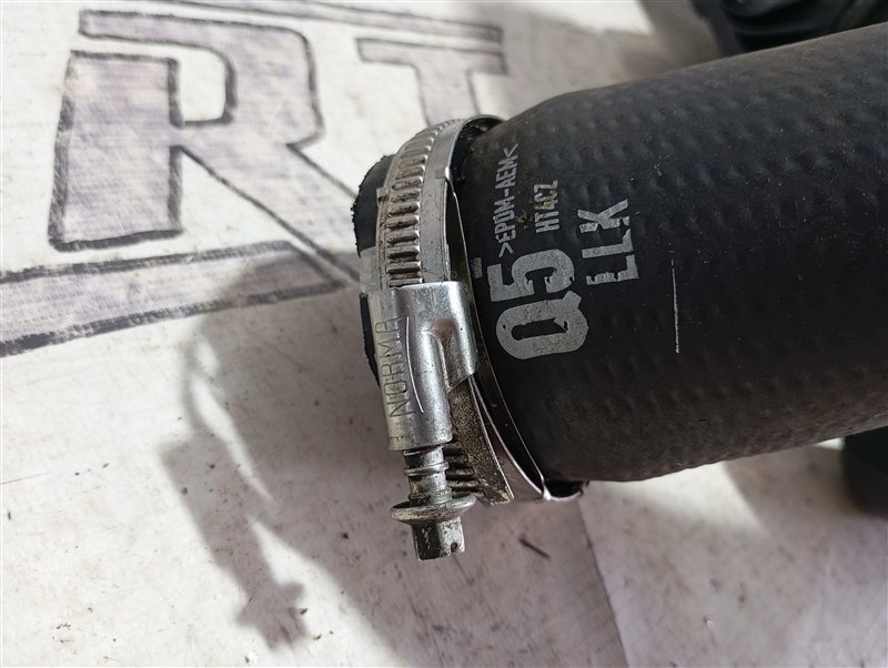 Патрубок интеркулера Audi Q5 2013 8R