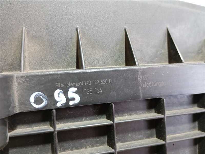 Корпус фильтра воздушного Volkswagen Tiguan 2012 5N